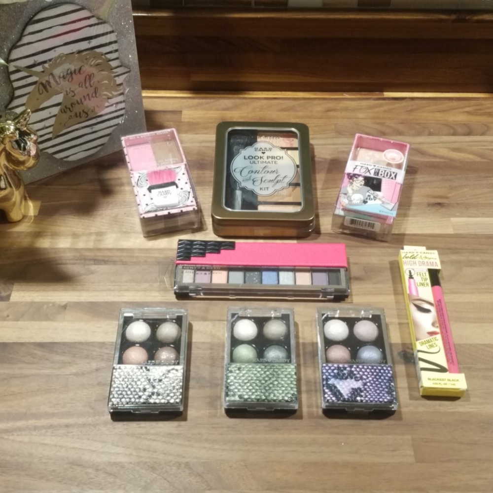 🦄SALE🦄 9 Piece Hard Candy Bundle w/ Makeup Bag